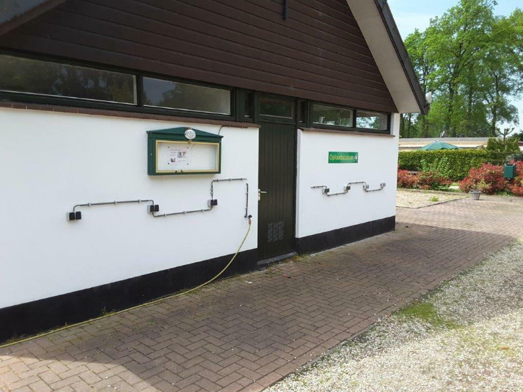 Safaritent At Campingpark De Koekamp Hotell Epe Exteriör bild